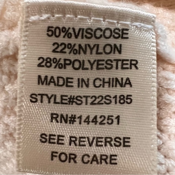 Sincerely Jules Off White Sweater Tortoise Shell Buttons Up The Front XS - Picture 6 of 6